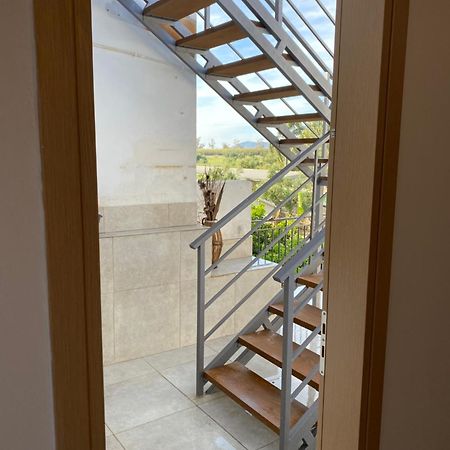 Giorgos House Attic Apartment Gialova Exterior foto